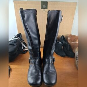 B.O.C.  Women's Oliver Leather Knee-High Riding Boots Brownish Black 8